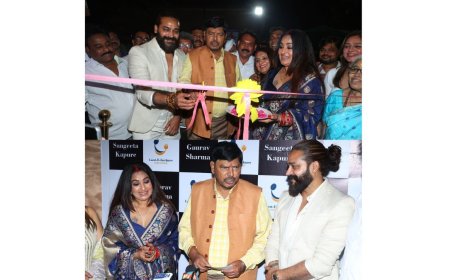 Grand Launch of ‘Lazzt-E-Lucknow’ Owned by Gaaurav Sharma and Sangeeta Kapure