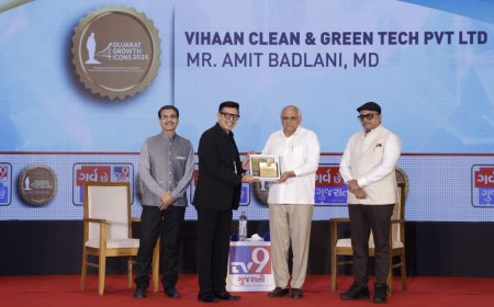 Amit Badlani, MD of Vihaan Clean & Green Tech & Go Green Mechanisms, honoured by CM Bhupendra Patel