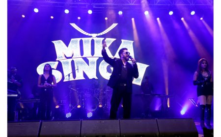 Flying Frog World Delivers a Grand Live Music Experience with Mika Singh at Khar Gymkhana